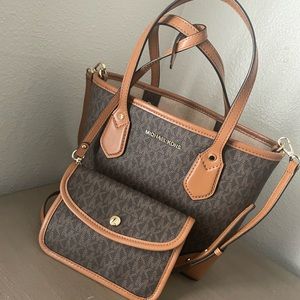 Michael Kors Mini Tote